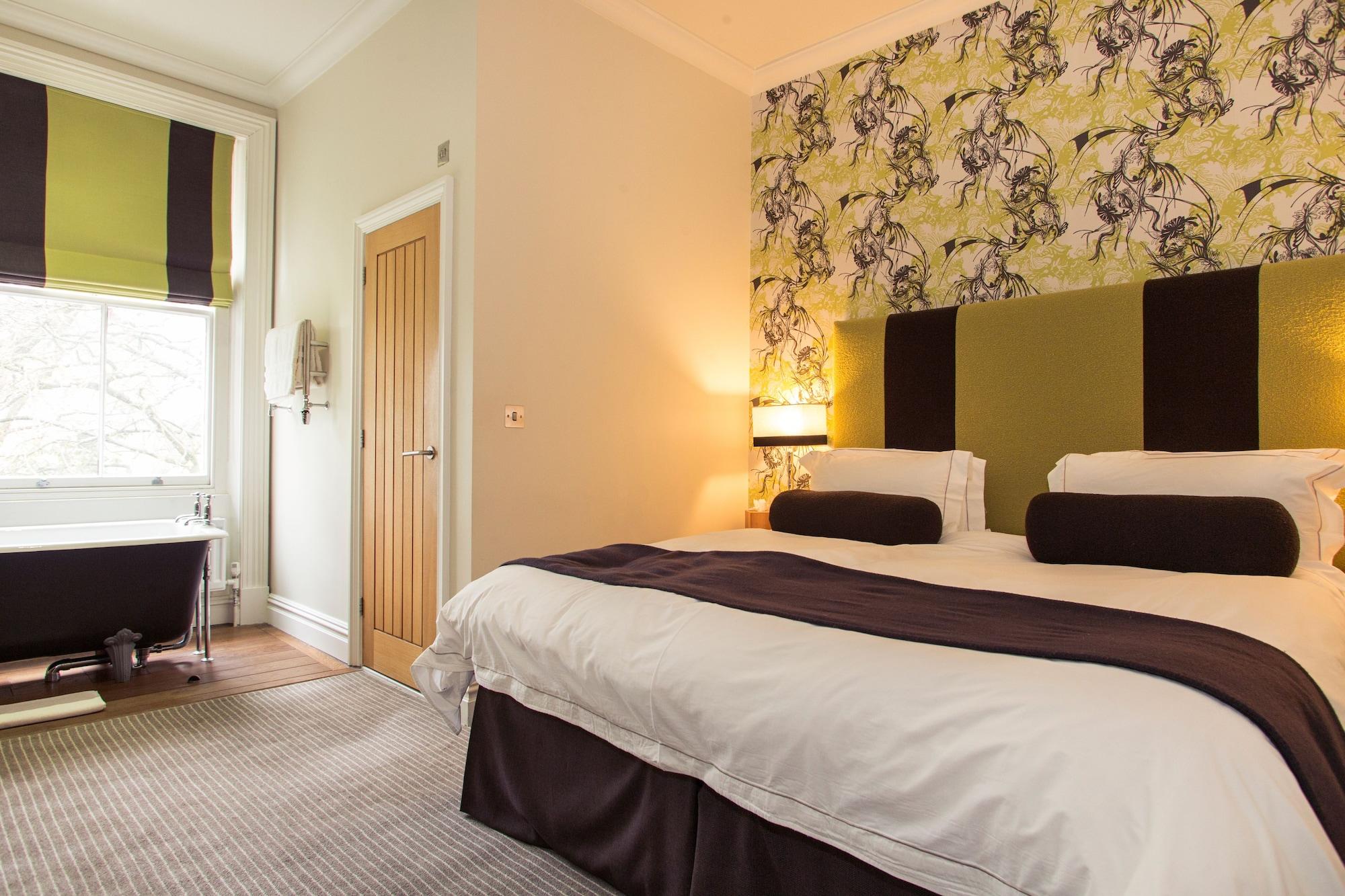 The House Hotel 4*